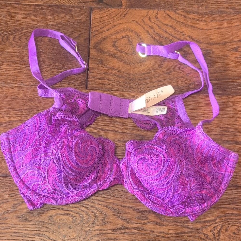 Victoria's Secret Purple Floral Lace Bra